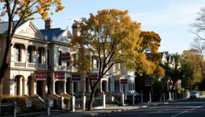 Melbourne Auction Results – 53% Clearance Rate in April 2026